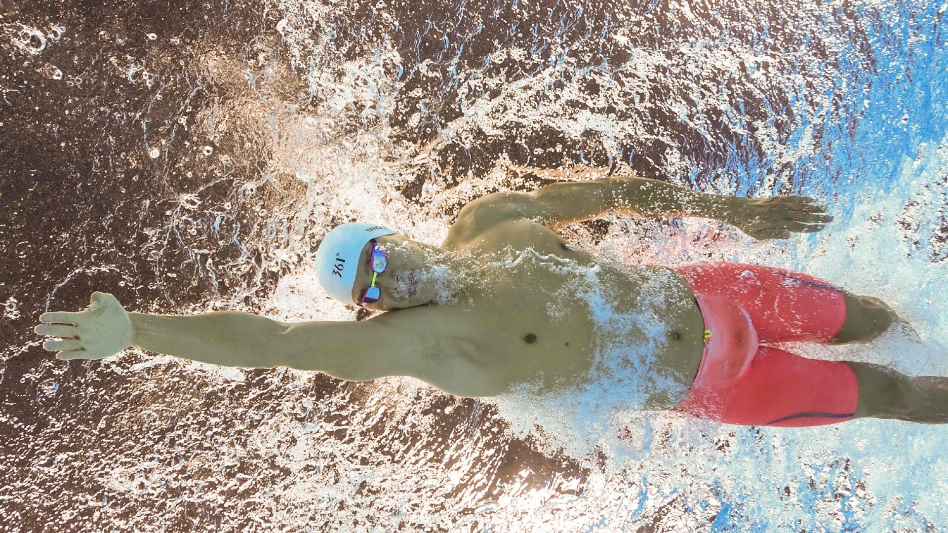 水球淘汰赛吉尔吉斯斯坦顽强逆转,吉尔吉斯斯坦世预赛